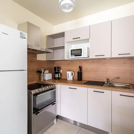 Plage: Neuf 6 Pers A 400m De L'ocean Avec Wifi - Fr-1-50-150 Apartment